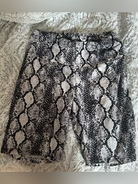 One Step Ahead Black & White Snake-Print Biker Shorts